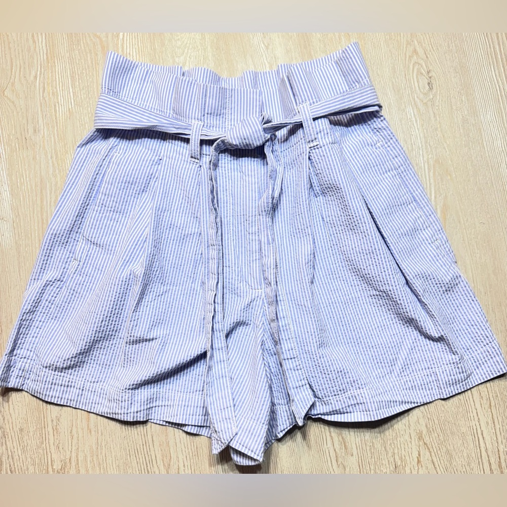 J.Crew Blue Seersucker Paperbag Waist Shorts Belted Preppy Coastal Size 2